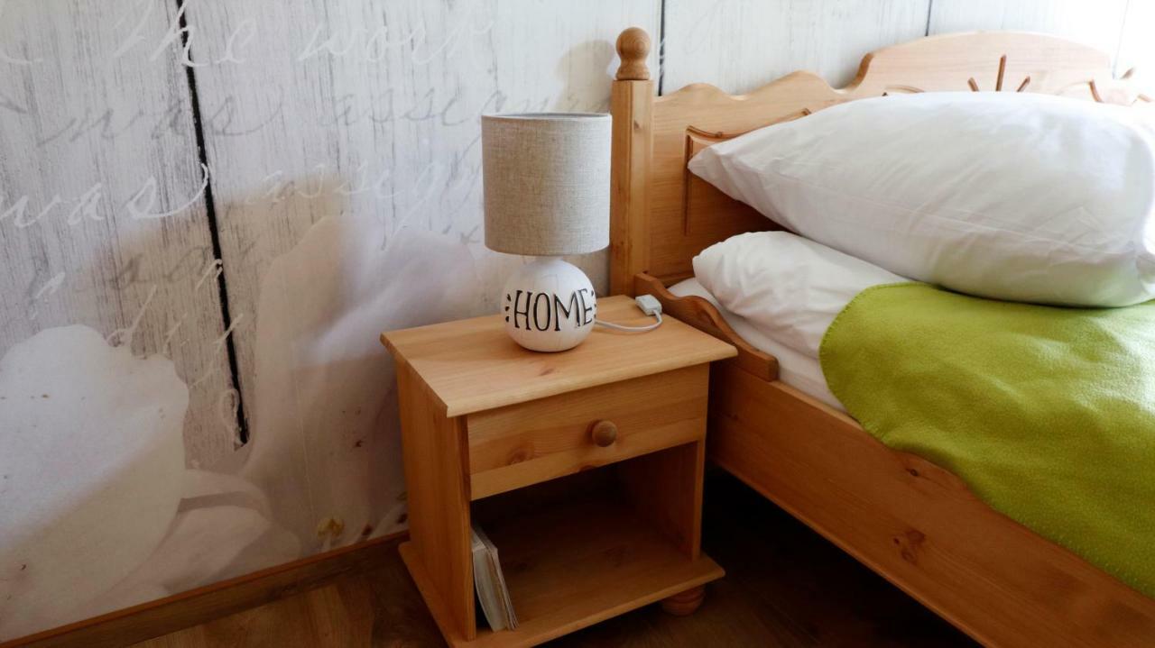 Ferienwohnung Zum Rotem Karpfen Erfurt Exteriör bild